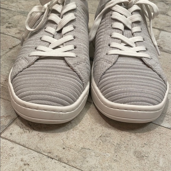 Lucky Brand Womens Shannia Casual Sneaker in Gray. Size 8 - Picture 6 of 15